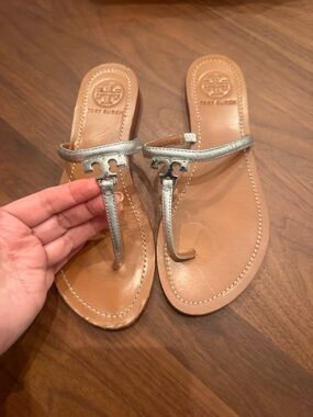 Tory Burch Metallic Silver Leather Logo Thong Sandals
